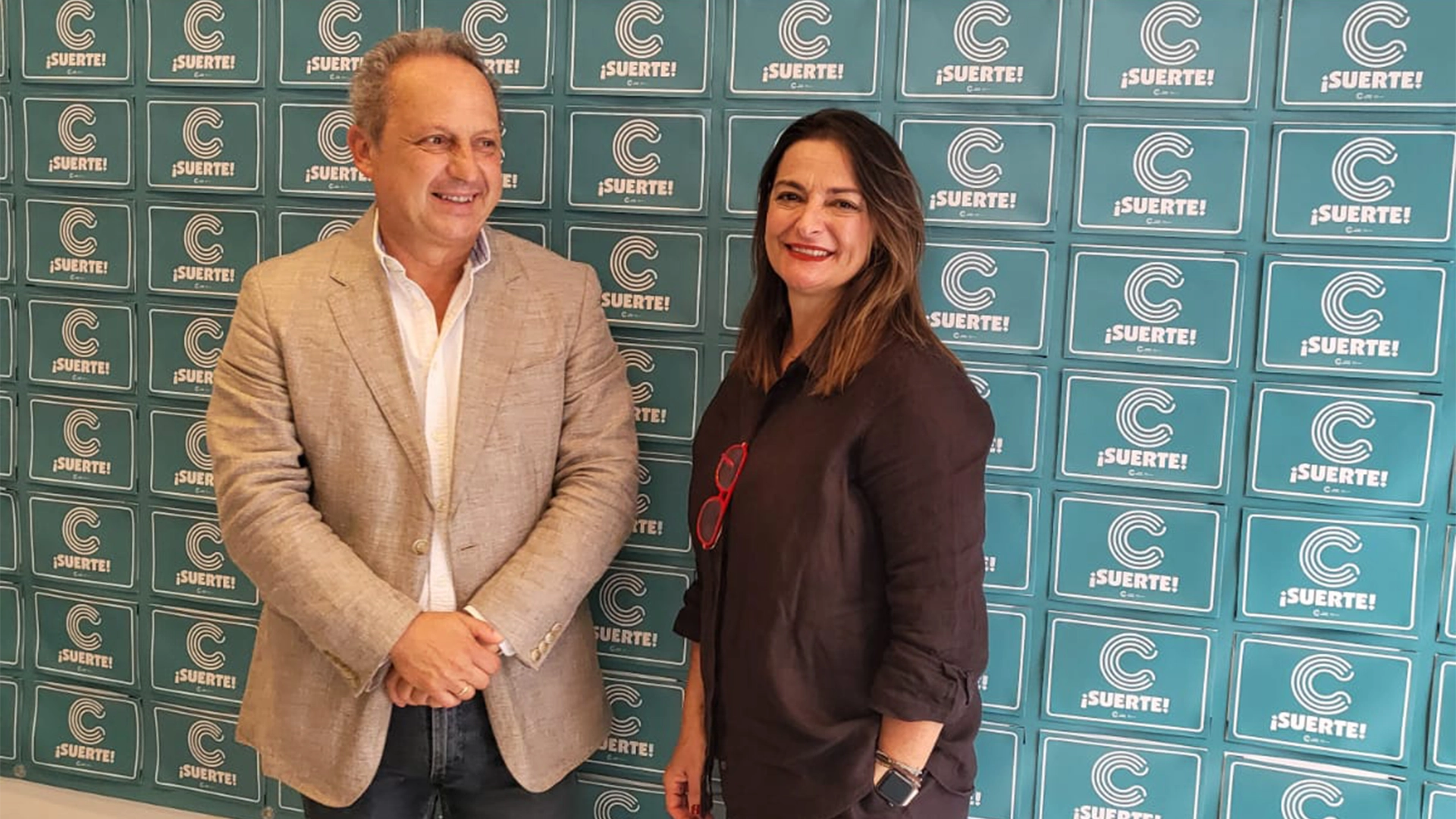 Imagen de la junta de CCCA presentando las campañas de otoño